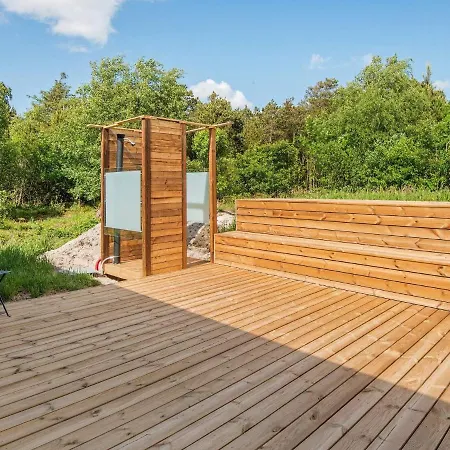 Дом отдыха 6 Person Holiday In R M