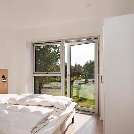 Дом отдыха 6 Person Holiday In R M